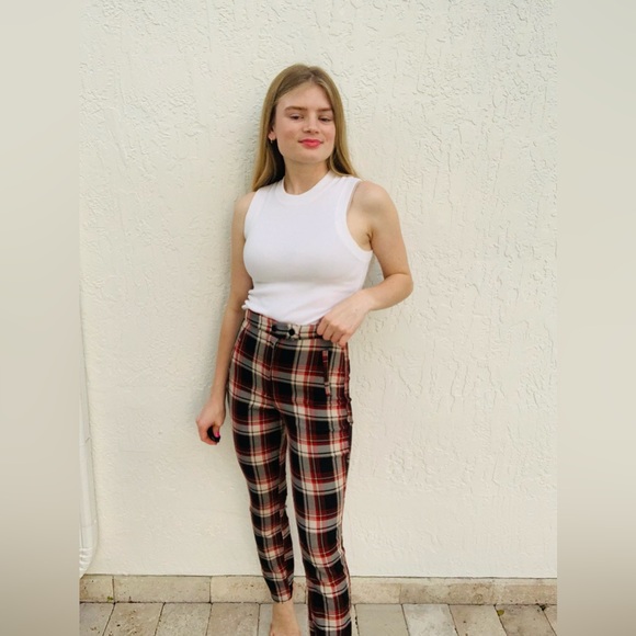 H&M Pants - H&M red black plaid skinny pants size 2 woman’s